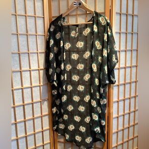 Full Tilt Black Floral Kimono Women's Size Small